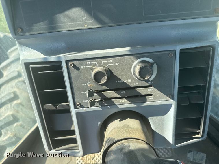 image for item ER2272 1996 Case IH Steiger 9330 4WD tractor