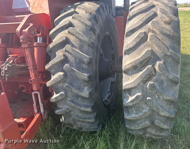 image for item ER2272 1996 Case IH Steiger 9330 4WD tractor