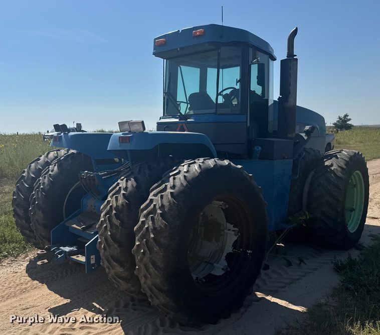 image for item ER2273 1996 New Holland 9282 4WD tractor