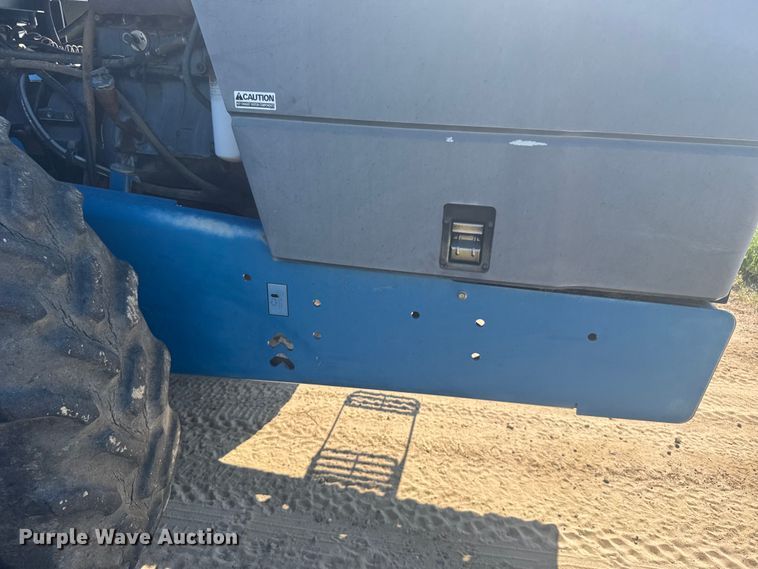 image for item ER2273 1996 New Holland 9282 4WD tractor