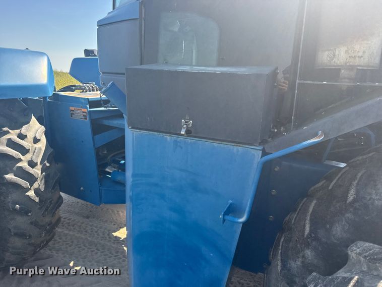 image for item ER2273 1996 New Holland 9282 4WD tractor