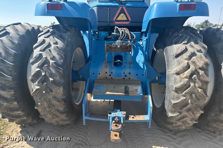 image for item ER2273 1996 New Holland 9282 4WD tractor