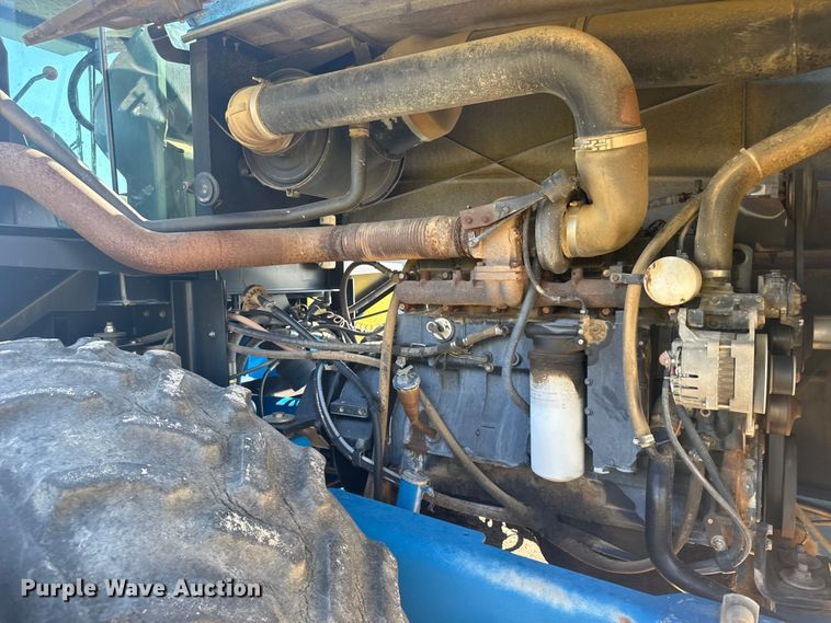 image for item ER2273 1996 New Holland 9282 4WD tractor