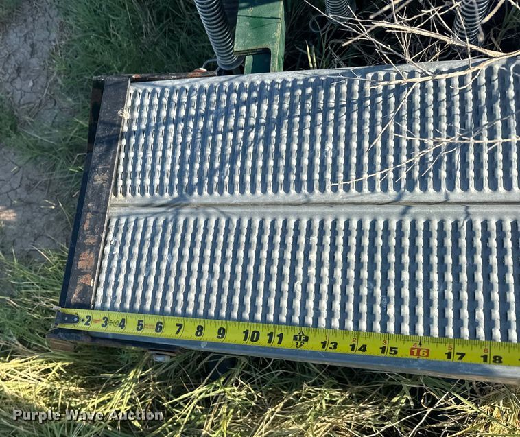 image for item ER2284 Marliss grain drill