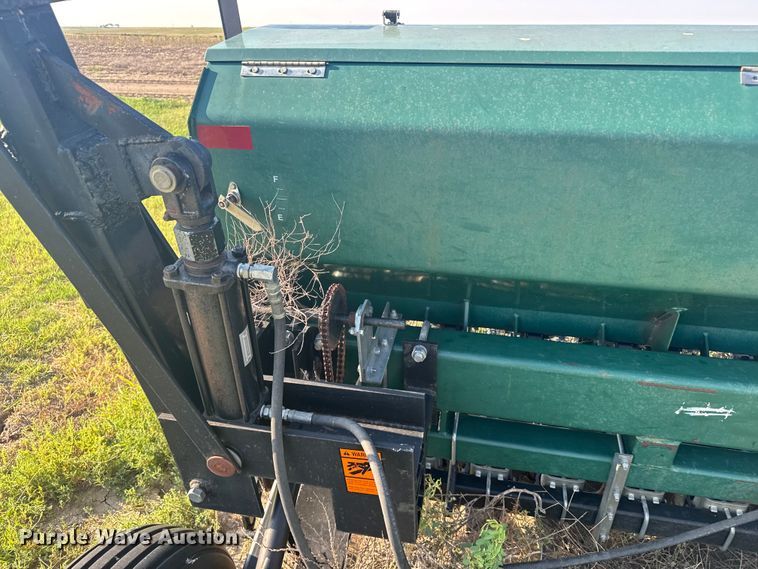 image for item ER2284 Marliss grain drill