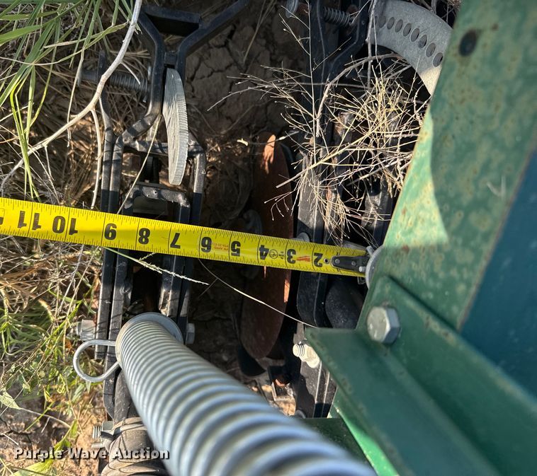 image for item ER2284 Marliss grain drill