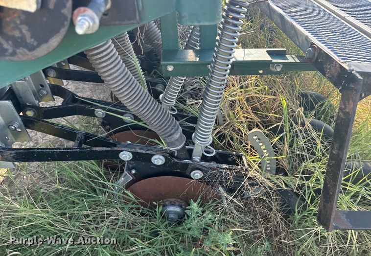 image for item ER2284 Marliss grain drill