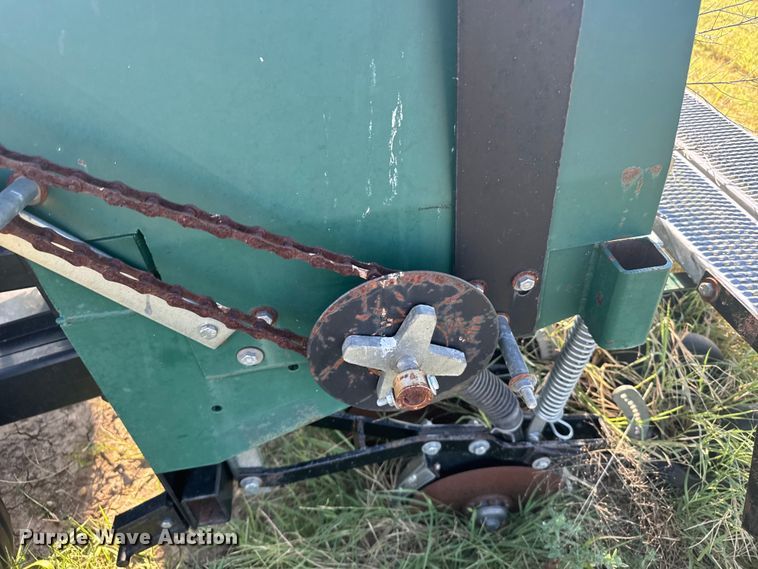 image for item ER2284 Marliss grain drill