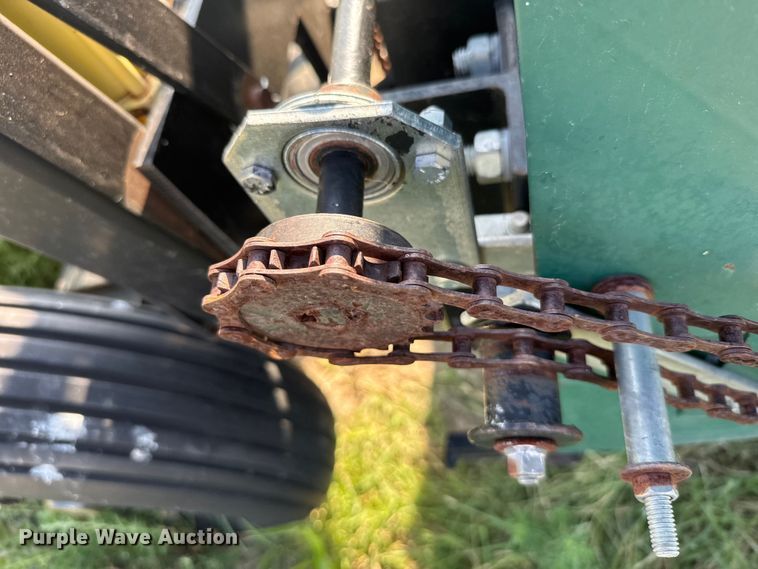 image for item ER2284 Marliss grain drill