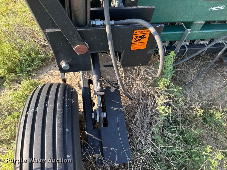 image for item ER2284 Marliss grain drill