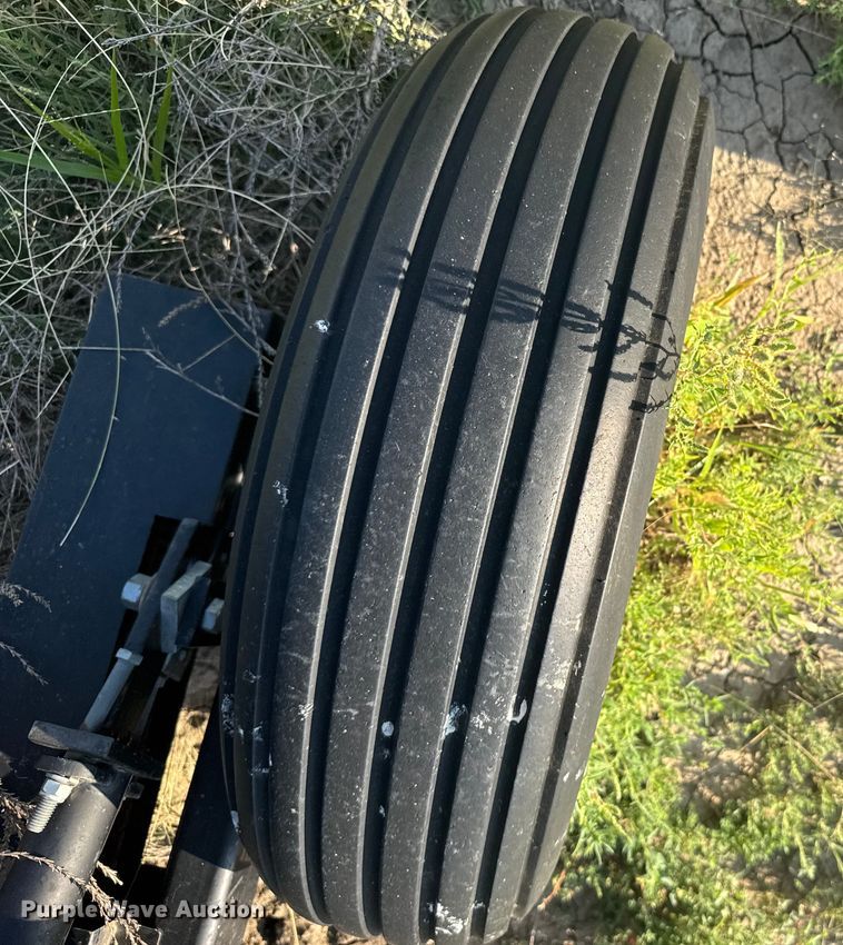 image for item ER2284 Marliss grain drill