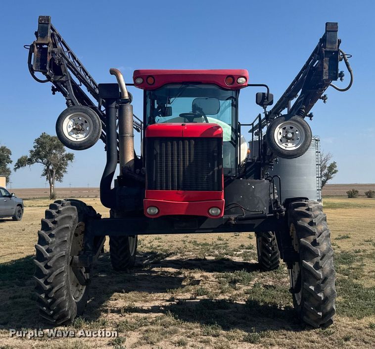 image for item ER2285 2010 Apache AS1010 sprayer