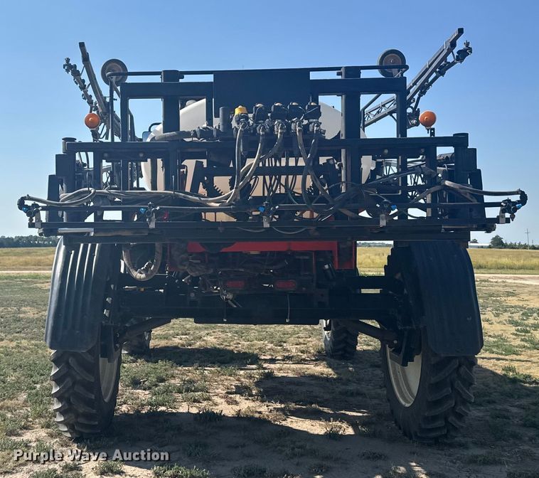 image for item ER2285 2010 Apache AS1010 sprayer