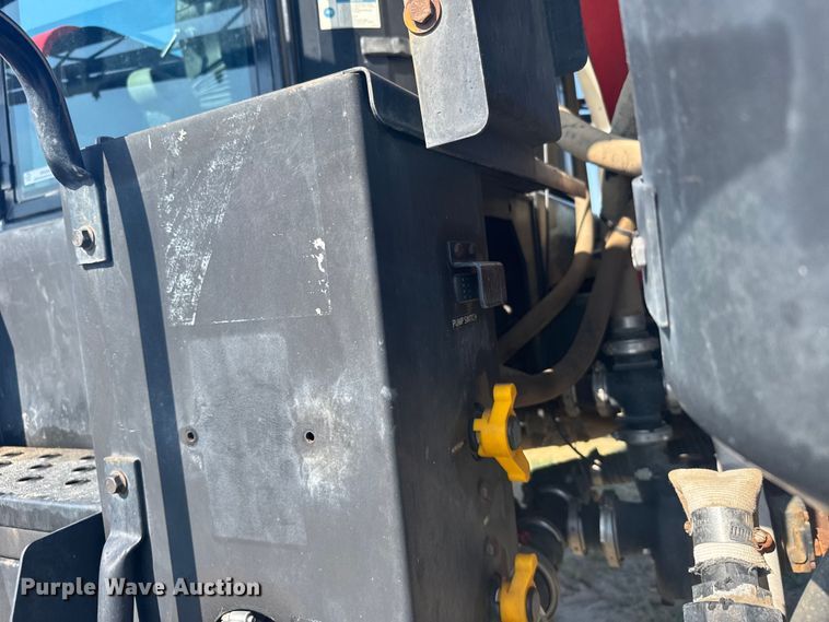 image for item ER2285 2010 Apache AS1010 sprayer