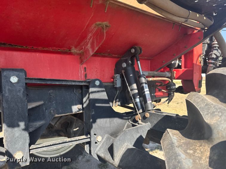 image for item ER2285 2010 Apache AS1010 sprayer