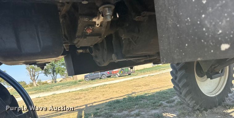 image for item ER2285 2010 Apache AS1010 sprayer