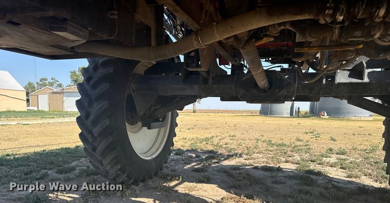 image for item ER2285 2010 Apache AS1010 sprayer