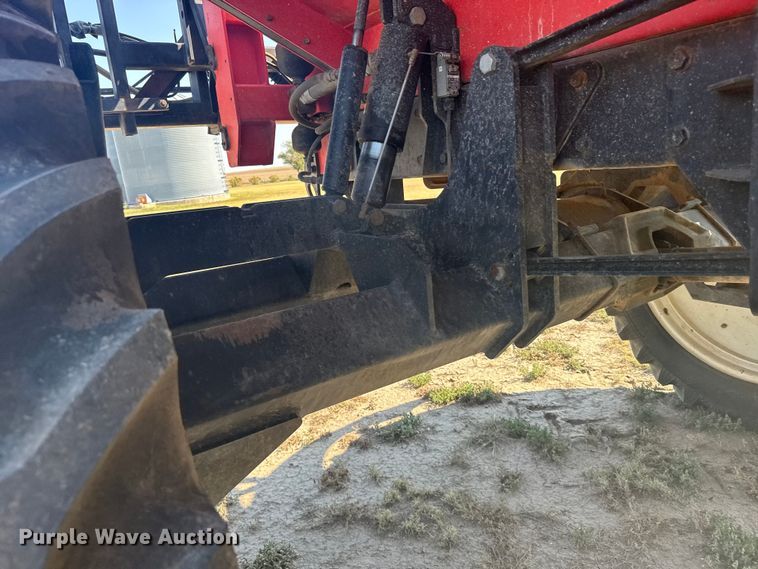 image for item ER2285 2010 Apache AS1010 sprayer