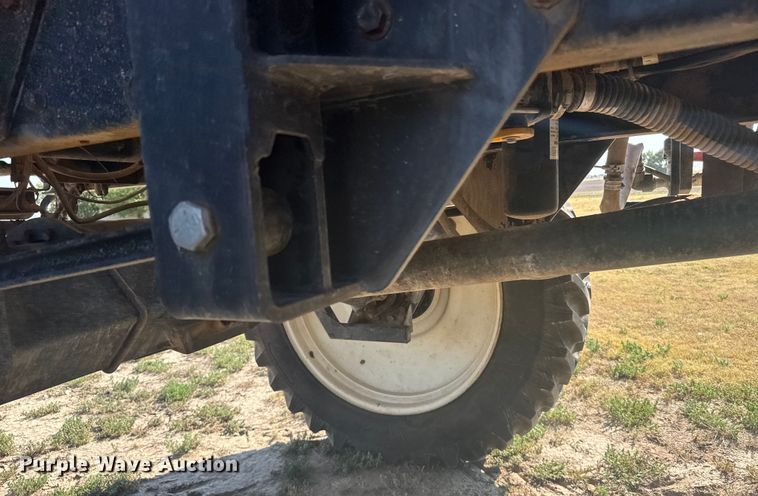 image for item ER2285 2010 Apache AS1010 sprayer