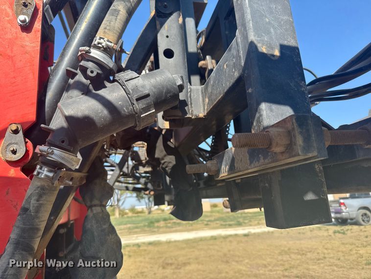 image for item ER2285 2010 Apache AS1010 sprayer