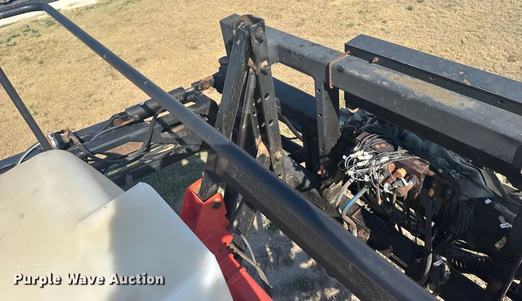 image for item ER2285 2010 Apache AS1010 sprayer