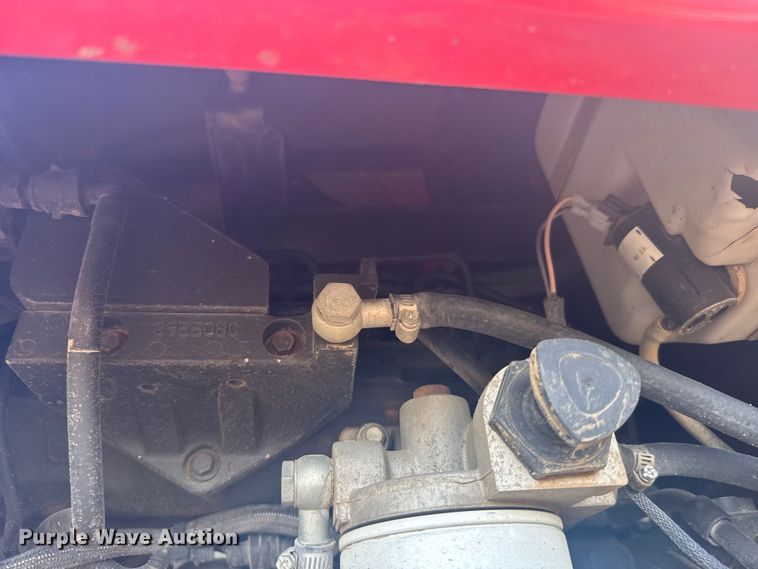 image for item ER2285 2010 Apache AS1010 sprayer