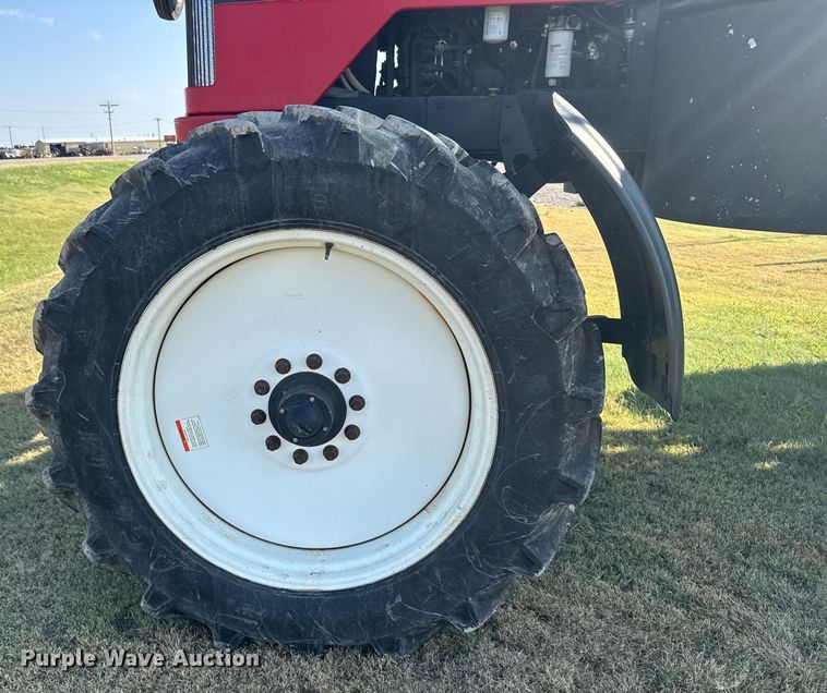 image for item ER2285 2010 Apache AS1010 sprayer