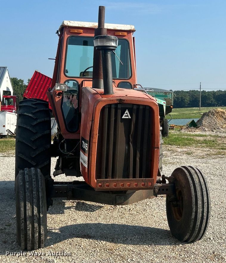 image for item ET3046 1979 Allis Chalmers 7045 tractor