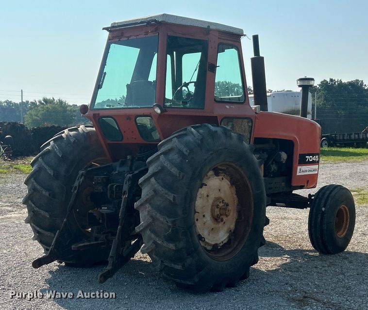 image for item ET3046 1979 Allis Chalmers 7045 tractor