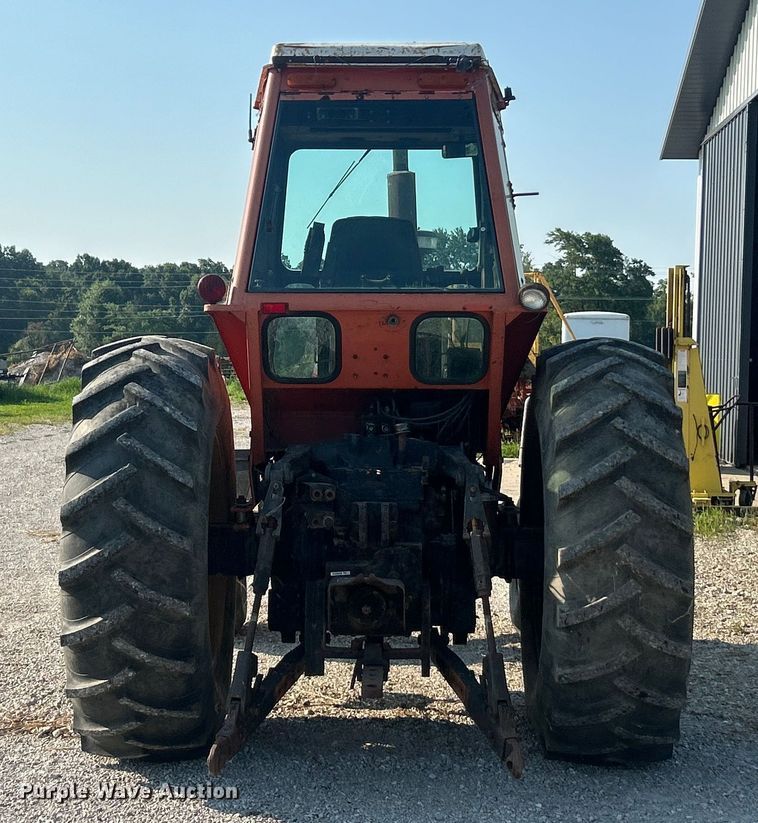 image for item ET3046 1979 Allis Chalmers 7045 tractor