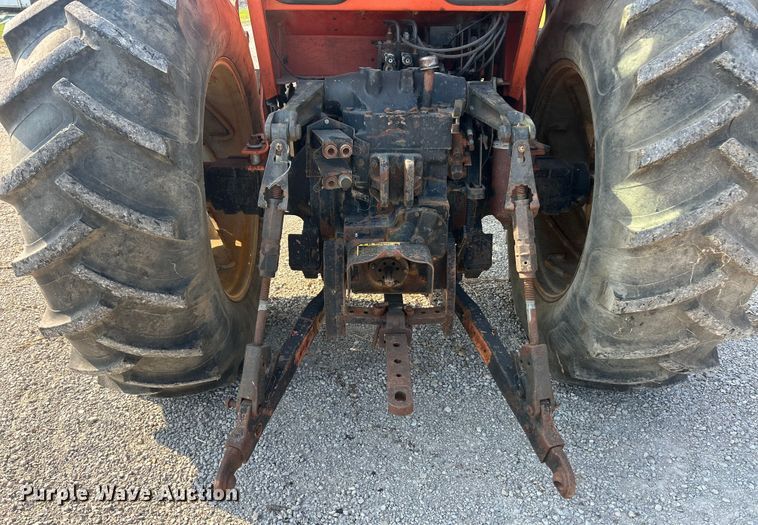 image for item ET3046 1979 Allis Chalmers 7045 tractor