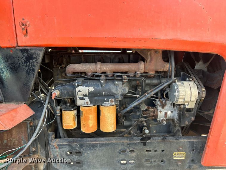 image for item ET3046 1979 Allis Chalmers 7045 tractor