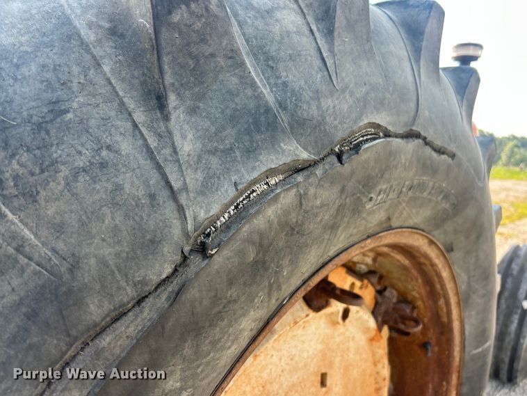 image for item ET3046 1979 Allis Chalmers 7045 tractor