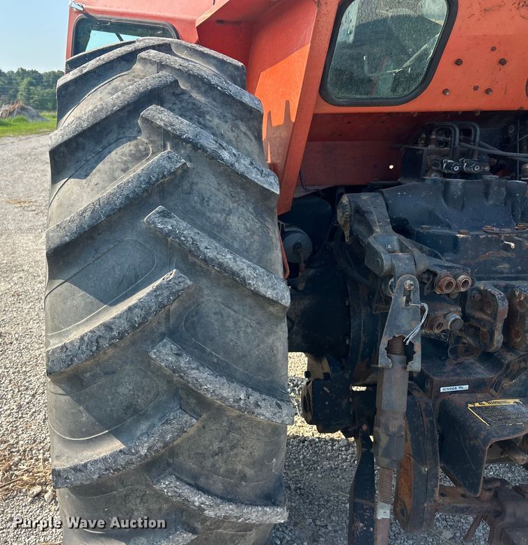 image for item ET3046 1979 Allis Chalmers 7045 tractor