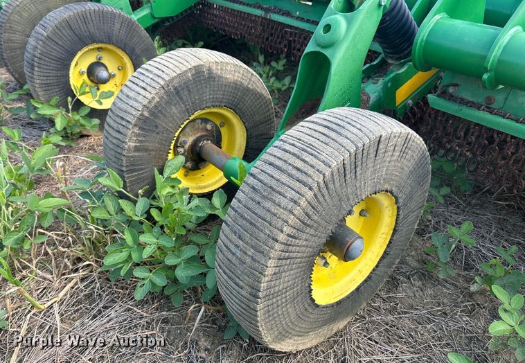 image for item ET3048 John Deere HX15 batwing rotary mower