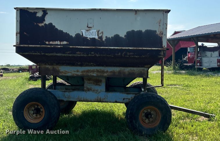 image for item ET3049 DMI gravity wagon