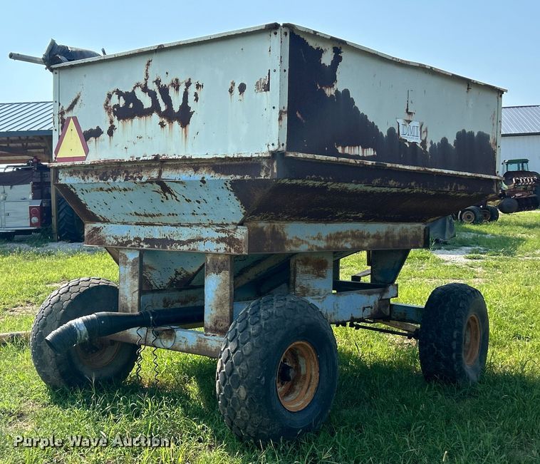 image for item ET3049 DMI gravity wagon