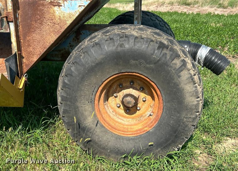 image for item ET3049 DMI gravity wagon