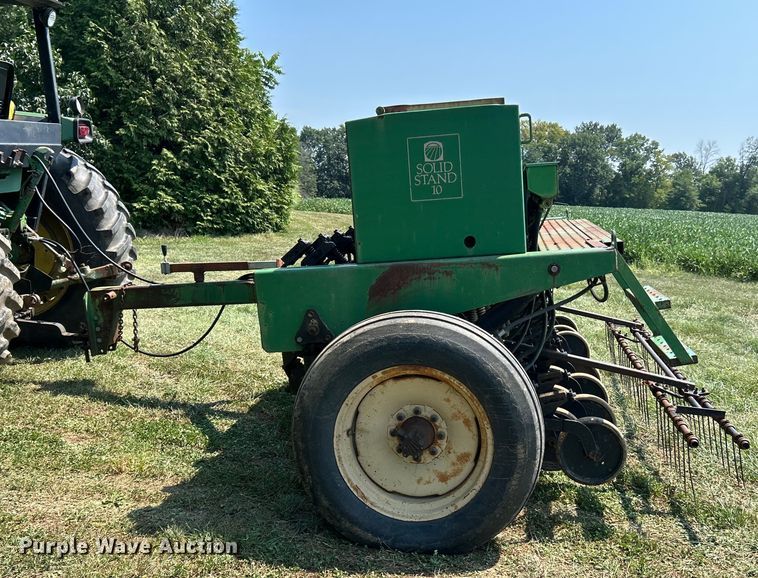 image for item ET3051 Great Plains Solid Stand 10 no-till grain drill