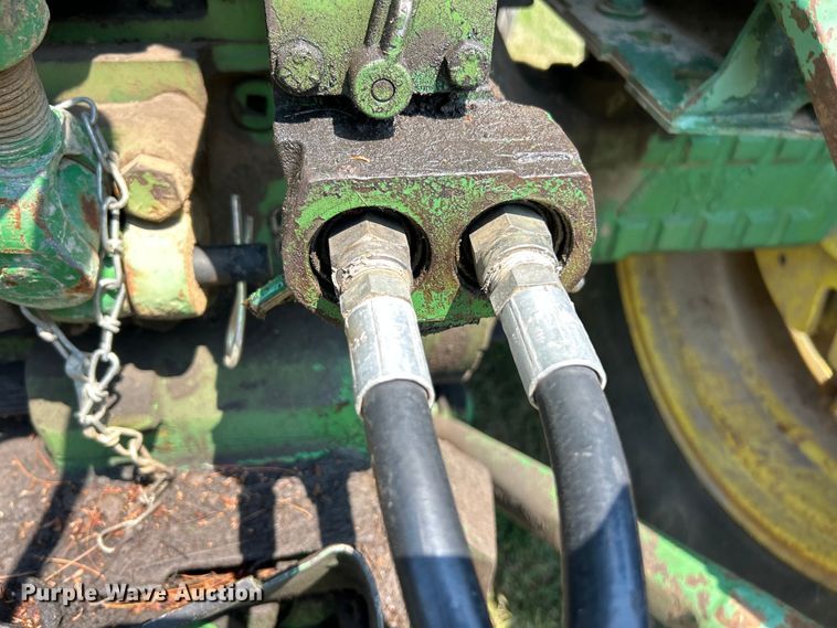 image for item ET3051 Great Plains Solid Stand 10 no-till grain drill