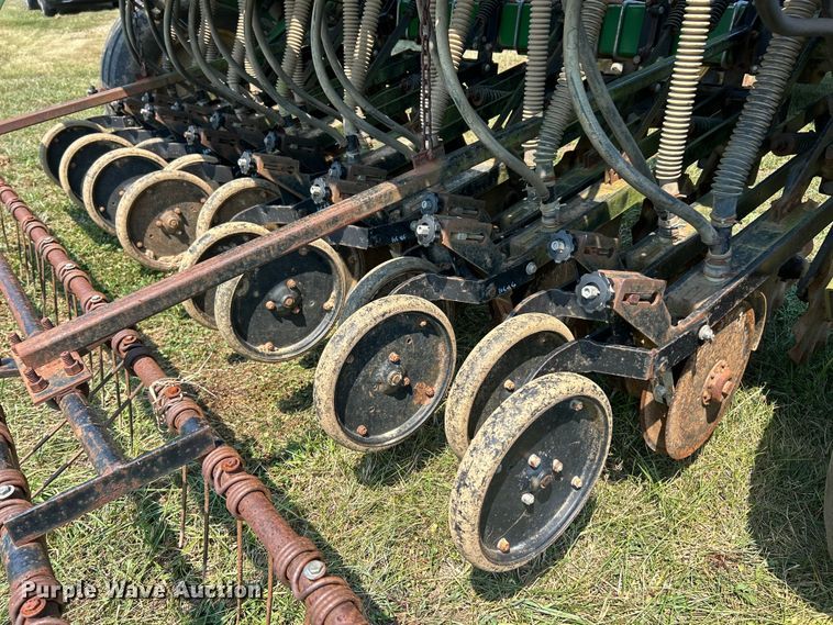 image for item ET3051 Great Plains Solid Stand 10 no-till grain drill