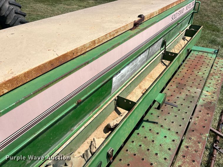 image for item ET3051 Great Plains Solid Stand 10 no-till grain drill