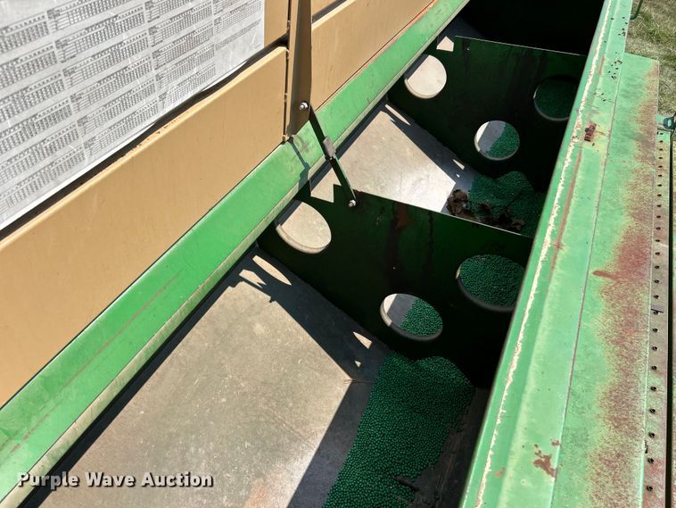 image for item ET3051 Great Plains Solid Stand 10 no-till grain drill