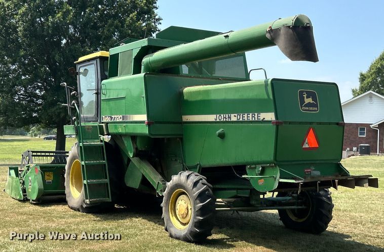 image for item ET3053 1980 John Deere 7720 Turbo combine