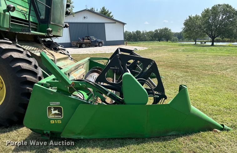 image for item ET3053 1980 John Deere 7720 Turbo combine