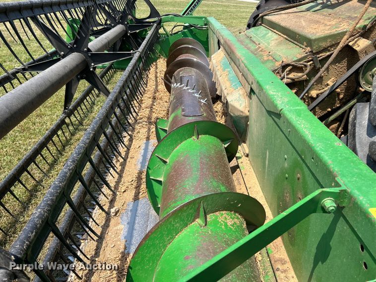 image for item ET3053 1980 John Deere 7720 Turbo combine