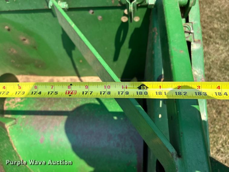 image for item ET3053 1980 John Deere 7720 Turbo combine