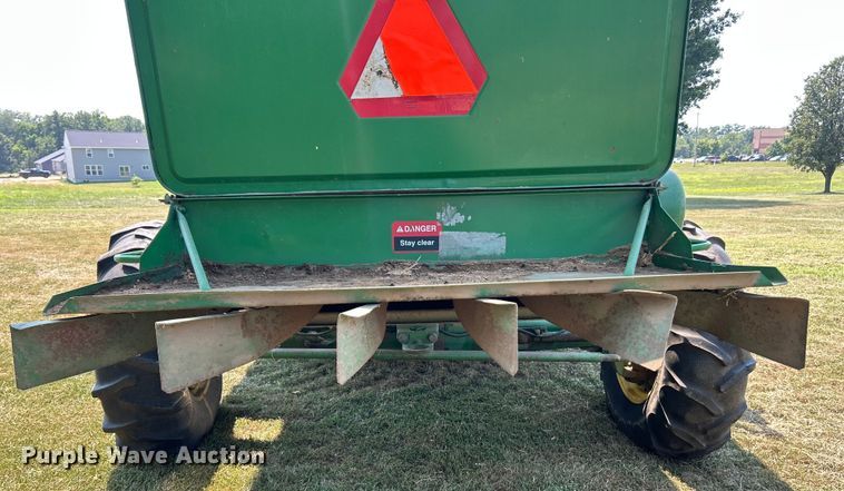 image for item ET3053 1980 John Deere 7720 Turbo combine