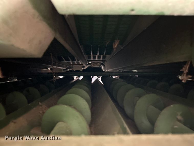 image for item ET3053 1980 John Deere 7720 Turbo combine