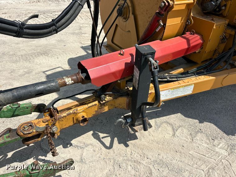 image for item ET3061 DuraTech Haybuster 2564 bale processor